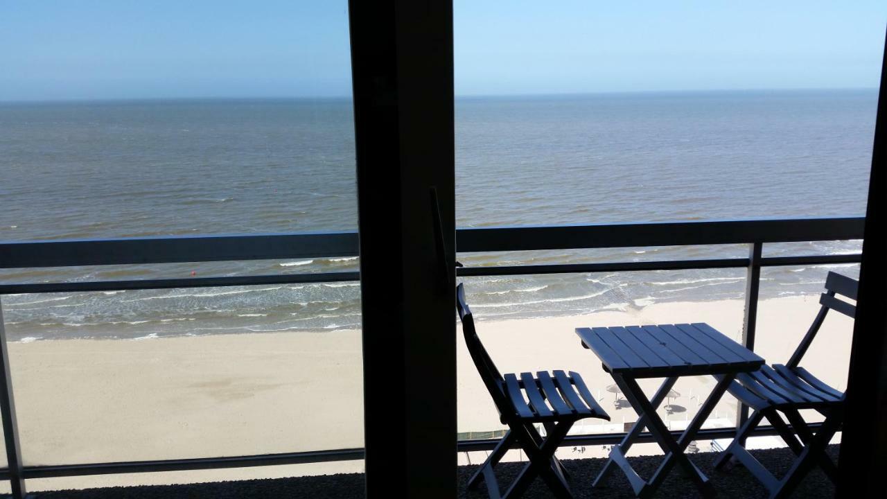 Studio On The Beach With Sea View Middelkerke Exterior foto